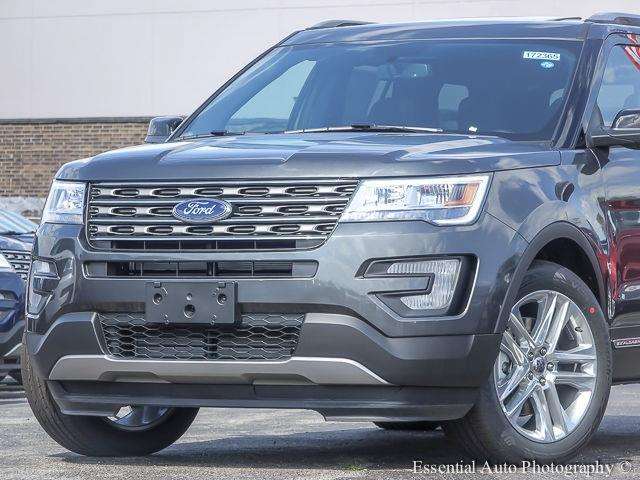 Ford Explorer 2017 photo 1
